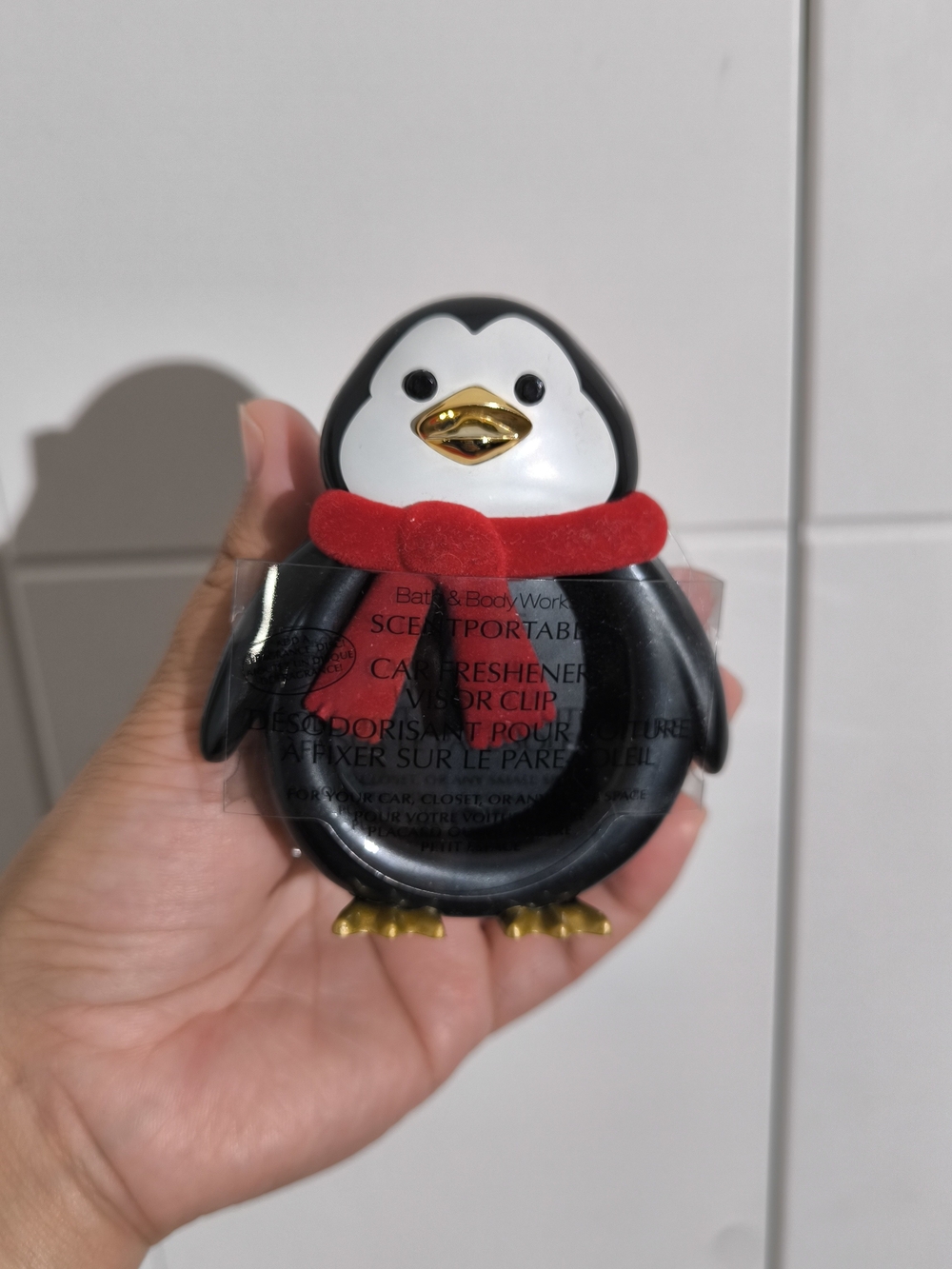Bath & Body Works Black & White Penguin Car Air Freshener Clip